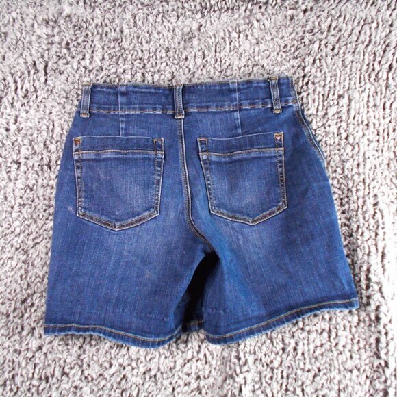 MAURICES Women's Shorts Medium Wash Medium Length Size 4 - Picture 11 of 15